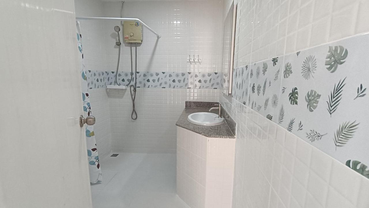 Boho Rent A Room Jomtien Beach Exterior photo